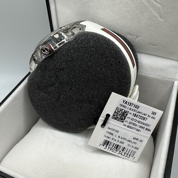 GUCCI Sync XXL Unisex Watch New - Picture 3 of 8